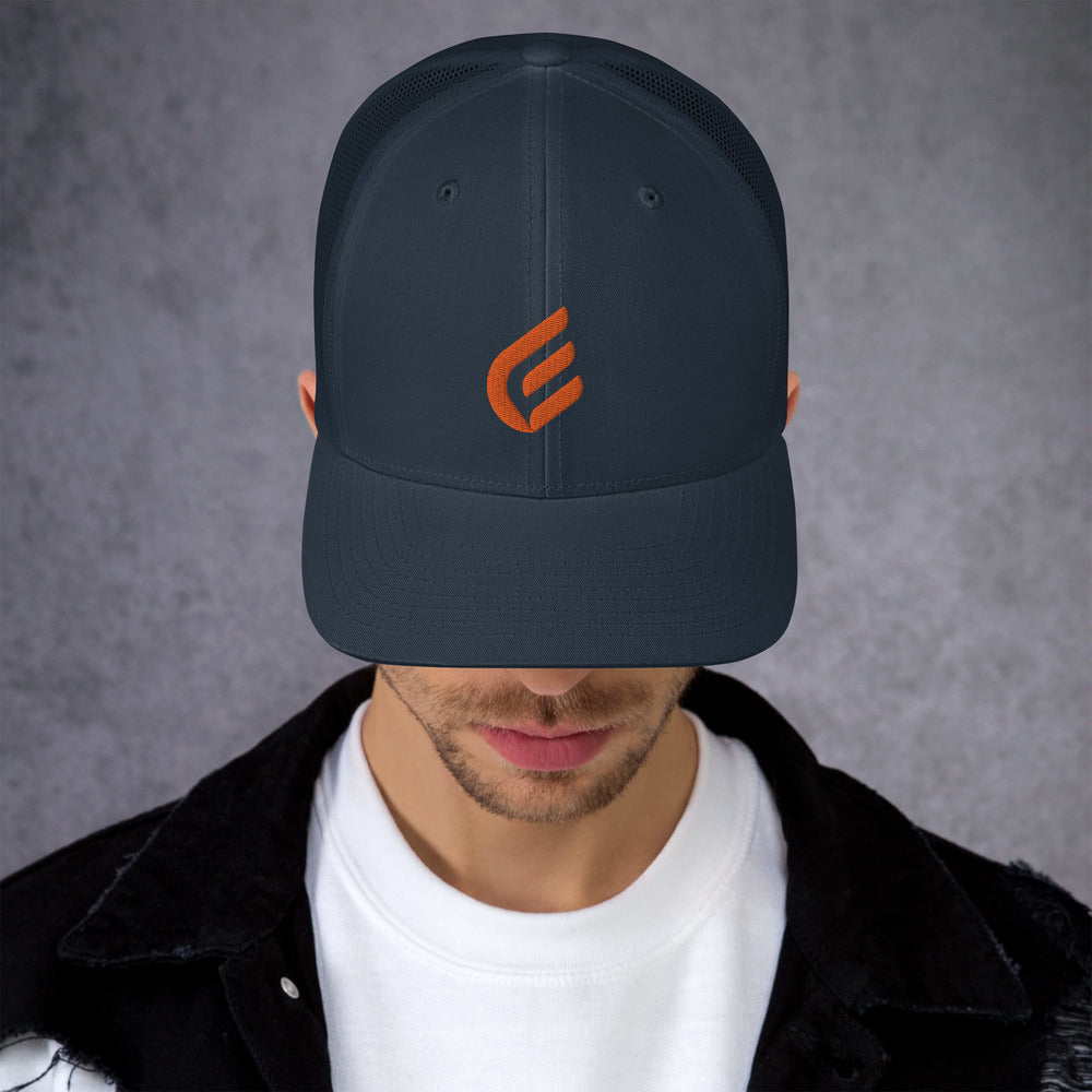 1:Cor Orange | Embroidered Trucker Cap