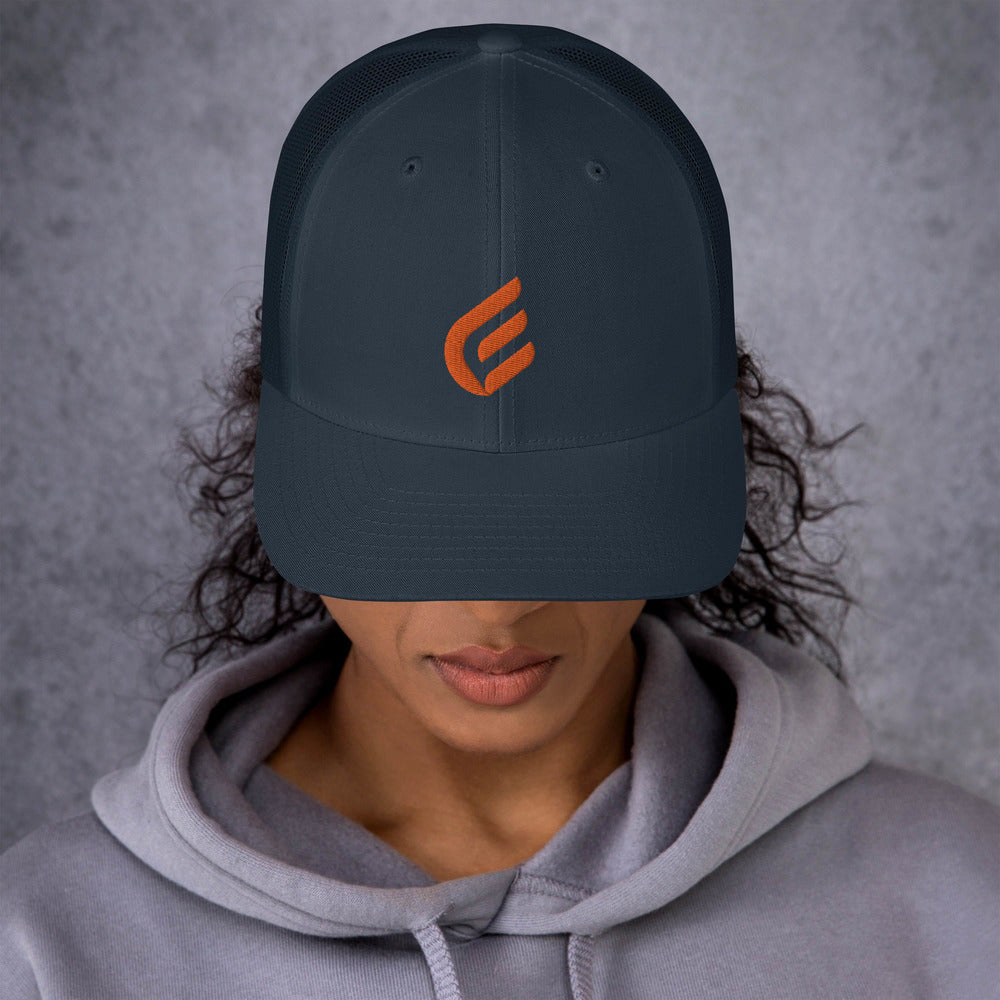 1:Cor Orange | Embroidered Trucker Cap