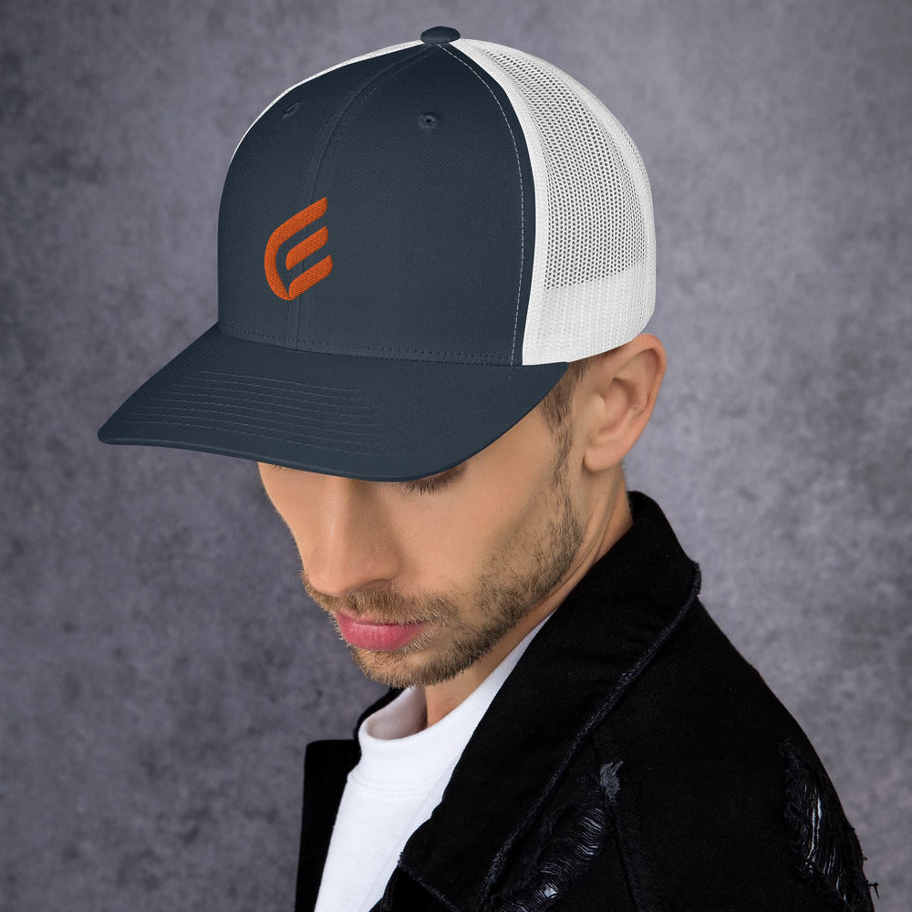 1:Cor Orange | Embroidered Trucker Cap