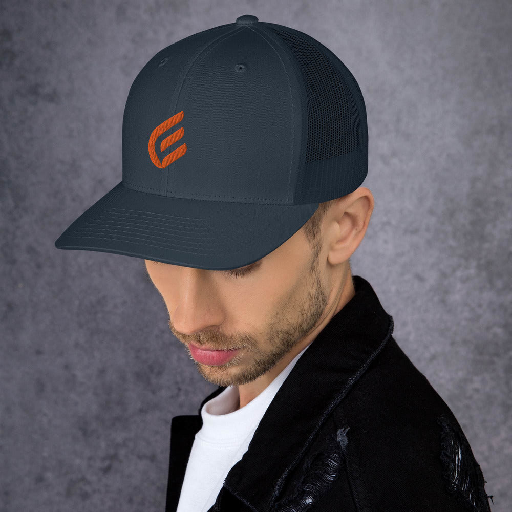 1:Cor Orange | Embroidered Trucker Cap