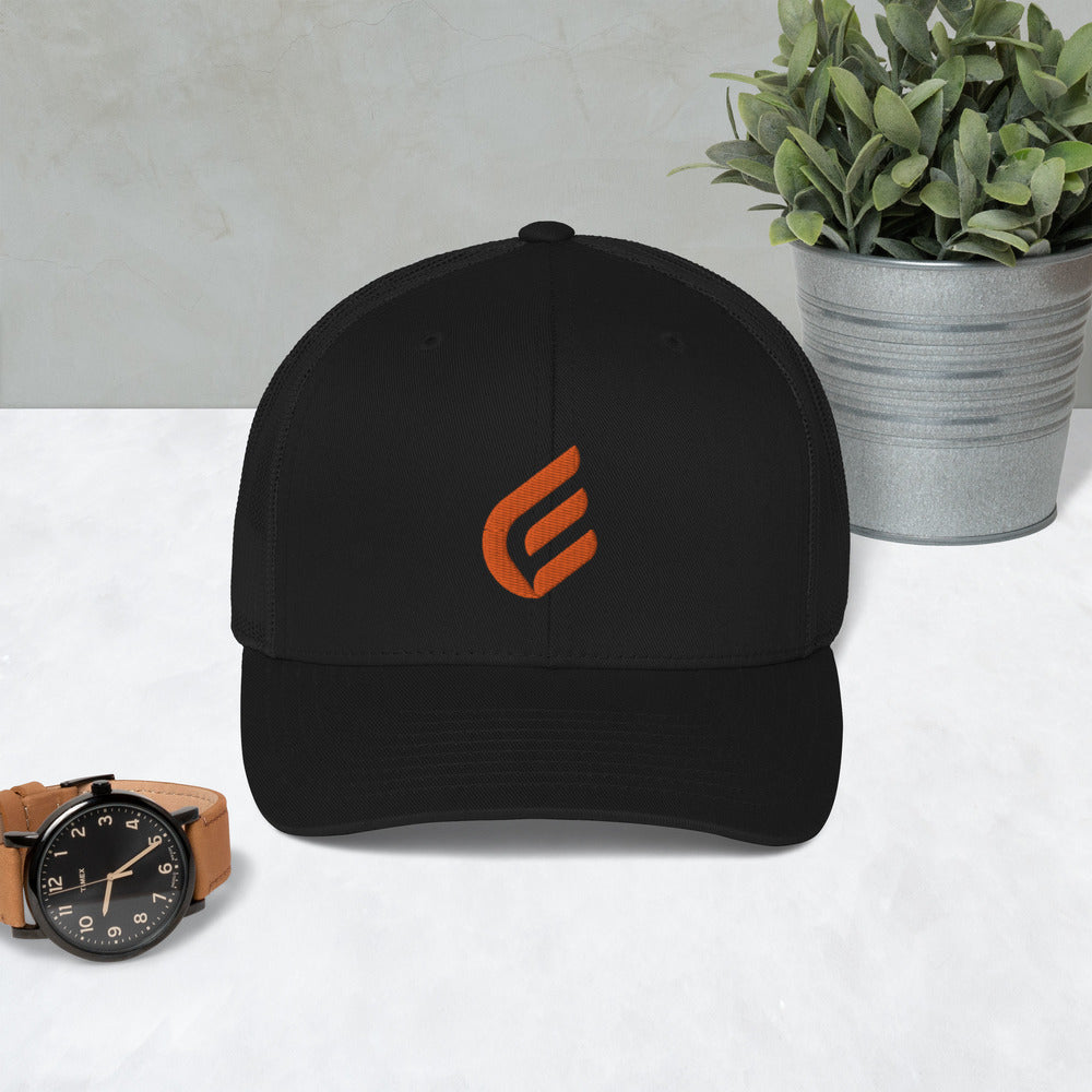 1:Cor Orange | Embroidered Trucker Cap
