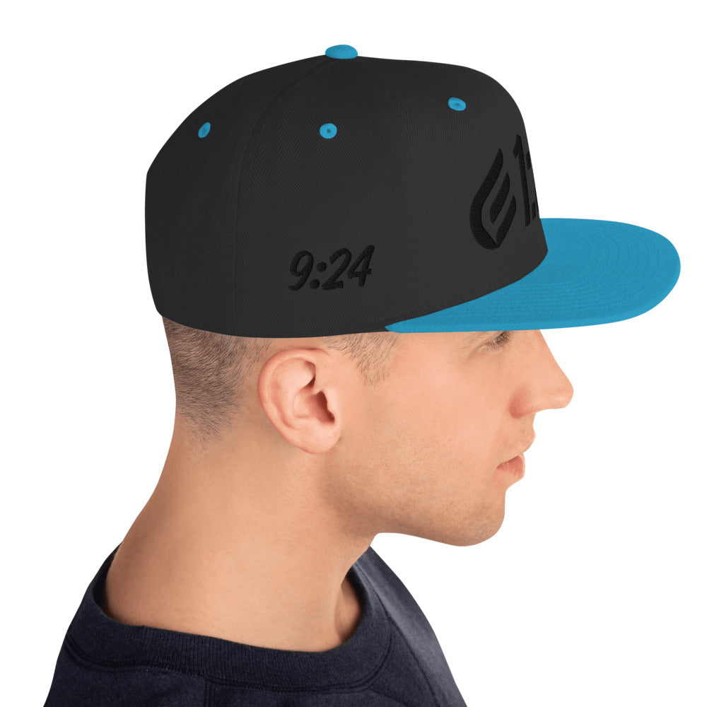 1:Cor Blackout | Embroidered Snapback Hat