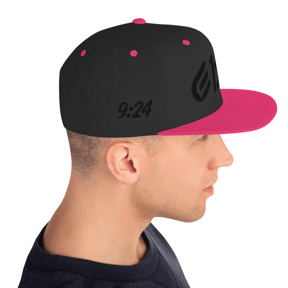 1:Cor Blackout | Embroidered Snapback Hat